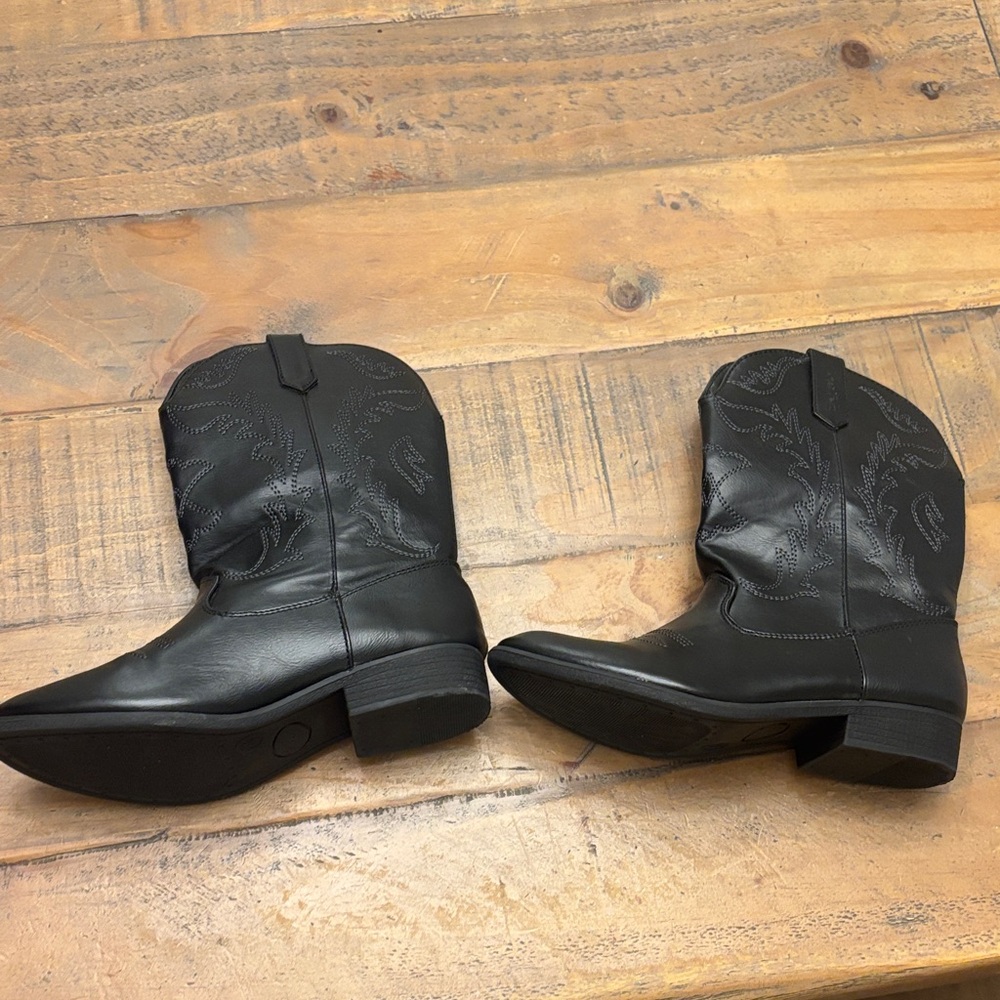Black Western Cowboy Boots